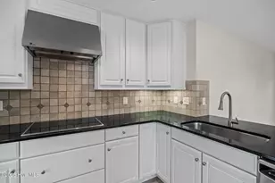 705 Valley Brook Rd, Wilmington, NC 28412 - Photo 12