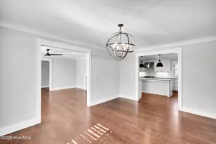 1202 Forest Hills Dr, Wilmington, NC 28403 - Photo 8