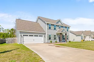 221 Holly Grove Ct E, Jacksonville, NC 28540 - Photo 4
