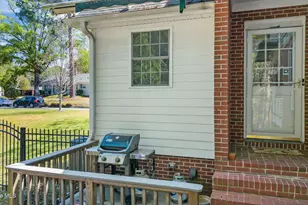 1104 W Rock Spring Rd, Greenville, NC 27858 - Photo 10