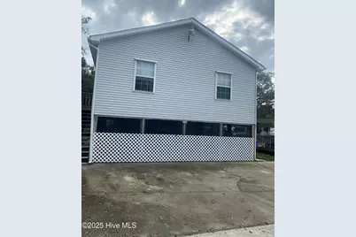 317 Fayetteville Avenue #B, Carolina Beach, NC 28428 - Photo 1