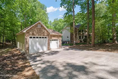 5016 Elkwood Court, Raleigh, NC 27613 - Photo 8
