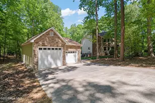 5016 Elkwood Ct, Raleigh, NC 27613 - Photo 8