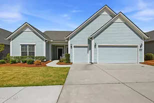 627 Lyrebird Ave, Wilmington, NC 28412 - Photo 2