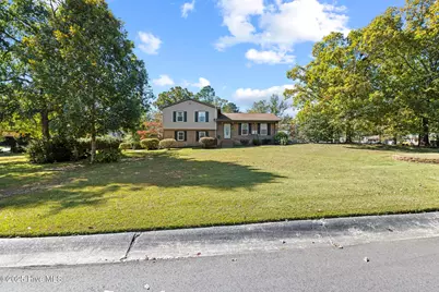 508 University Drive, Jacksonville, NC 28546 - Photo 2
