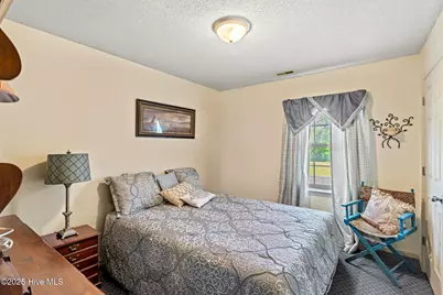 508 University Drive, Jacksonville, NC 28546 - Photo 24