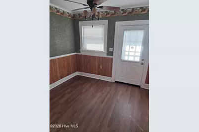 604 Hines Avenue, Kinston, NC 28504 - Photo 2