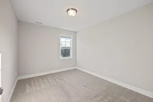 302 S Stingray Ln, Sneads Ferry, NC 28460 - Photo 18
