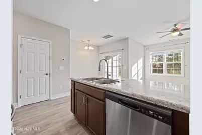 302 S Stingray Lane, Sneads Ferry, NC 28460 - Photo 8