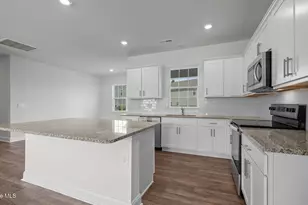 242 Lake Tyler Dr, New Bern, NC 28560 - Photo 10
