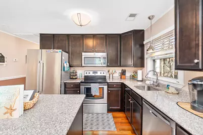 104 E Blackman Street, Nags Head, NC 27959 - Photo 12