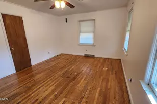322 W Columbus St, Whiteville, NC 28472 - Photo 4