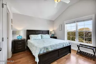 118 W Dolphin Dr, Oak Island, NC 28465 - Photo 26
