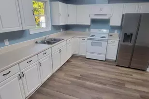 320 Olive Branch Blvd, Grifton, NC 28530 - Photo 2