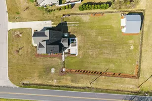 2737 Cox Farm Rd, Greenville, NC 27858 - Photo 62