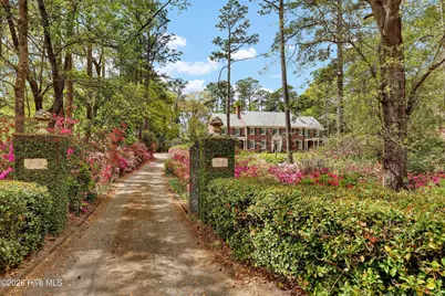 708 Forest Hills Drive, Wilmington, NC 28403 - Photo 2
