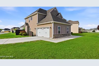 106 Regatta Way, Sneads Ferry, NC 28460 - Photo 4