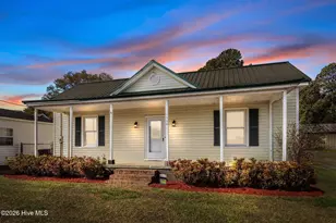 1304 Albemarle Ave, Tarboro, NC 27886 - Photo 1