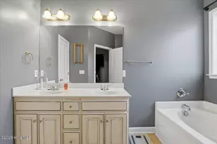 305 Wakefield Dr, Princeton, NC 27569 - Photo 16