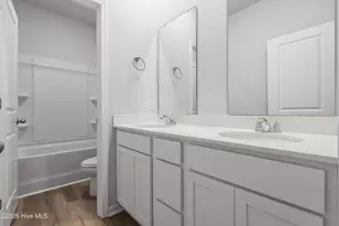 100 Nesbitt Ct, Jacksonville, NC 28546 - Photo 8