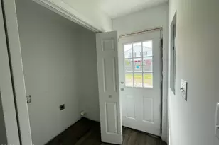 908 McPherson St, Elizabeth City, NC 27909 - Photo 16