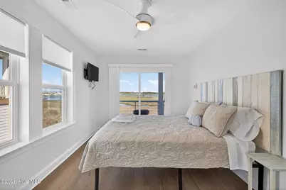 321 N New River Drive, Surf City, NC 28445 - Photo 28