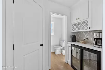 321 N New River Drive, Surf City, NC 28445 - Photo 12
