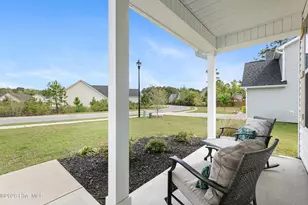 1005 Terraces Ln, Hampstead, NC 28443 - Photo 4