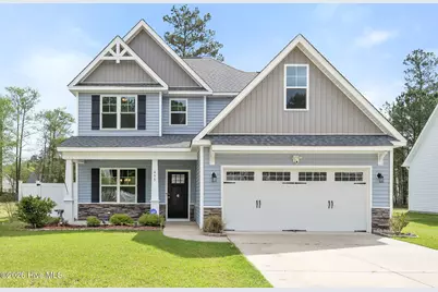 455 Jasmine Way, Burgaw, NC 28425 - Photo 1