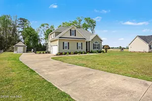 105 Kiowa Pl, Pikeville, NC 27863 - Photo 2