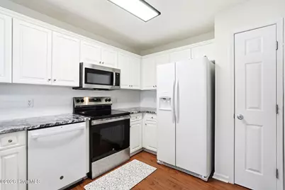 625 Spencer Farlow Drive #30, Carolina Beach, NC 28428 - Photo 16