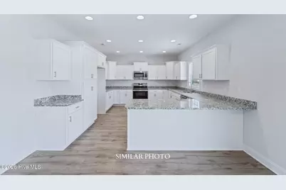 204 Windsor Run Boulevard, Jacksonville, NC 28546 - Photo 24