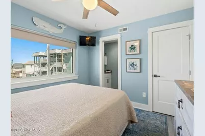 201 Carolina Beach Avenue S #207, Carolina Beach, NC 28428 - Photo 16