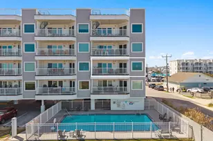 201 Carolina Beach Ave S, Carolina Beach, NC 28428 - Photo 22