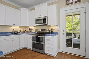 308 Live Oak St, Emerald Isle, NC 28594 - Photo 16