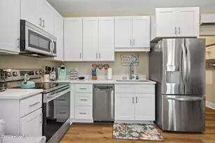 308 Live Oak St, Emerald Isle, NC 28594 - Photo 46