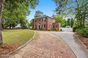 307 Bauersfeld St, Hamlet, NC 28345 - Photo 4