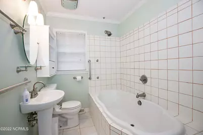 264 E Indiana Avenue, Southern Pines, NC 28387 - Photo 16
