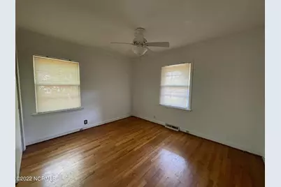 264 E Indiana Avenue, Southern Pines, NC 28387 - Photo 14