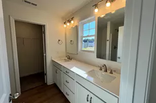 512 Bartley St, Vass, NC 28394 - Photo 14