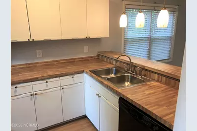 1843 Savannah Court #A6, Wilmington, NC 28403 - Photo 4