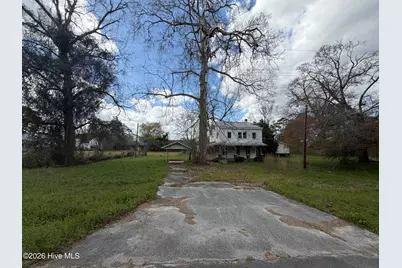 110 Hudson Street, Pollocksville, NC 28573 - Photo 1