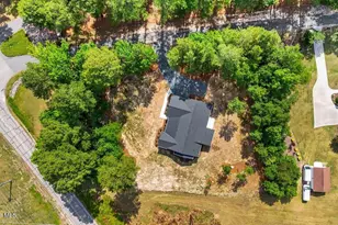 110 Trailcrest Dr, Rockingham, NC 28379 - Photo 10