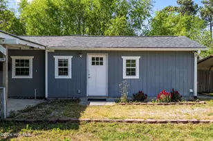 309 S Jenkins St, Holly Ridge, NC 28445 - Photo 4
