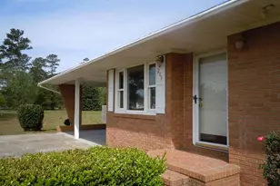 209 Complex St, Tabor City, NC 28463 - Photo 2