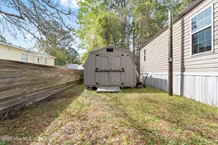 2866 Cherokee Ave SW, Supply, NC 28462 - Photo 6