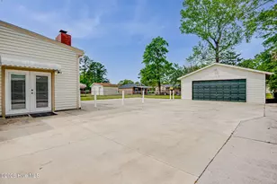 405 Seminole Trail, Jacksonville, NC 28540 - Photo 48