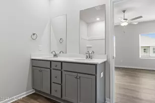 102 Nesbitt Ct, Jacksonville, NC 28546 - Photo 24