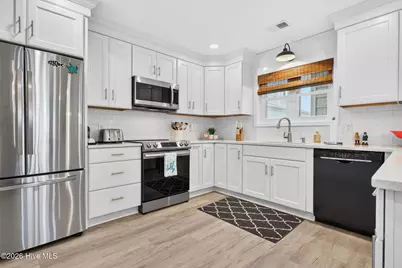 414 37th Street, Sunset Beach, NC 28468 - Photo 18