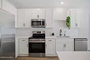 8329 Paramount Point, Leland, NC 28479 - Photo 12